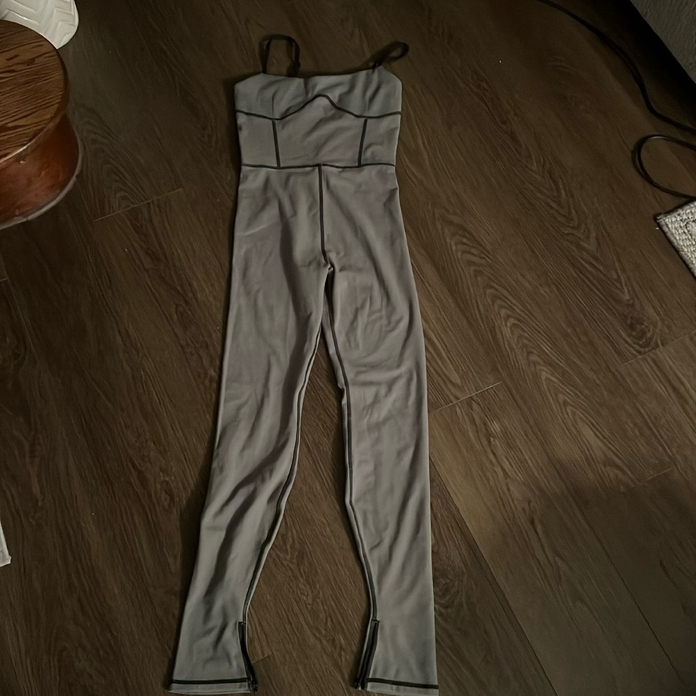 WeWoreWhat Silhouette Ankle Flare Jumpsuit in Small